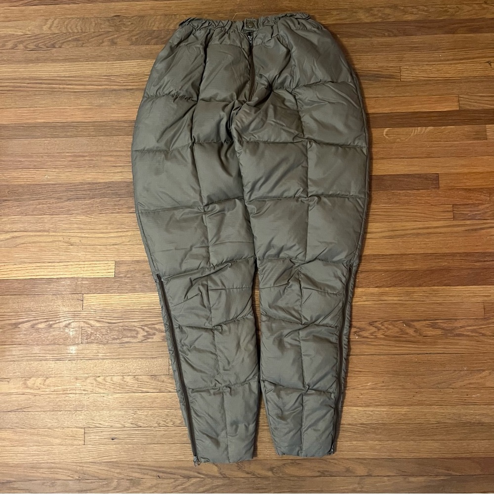 VINTAGE Eddie Bauer goose down pants. - Picture 3 of 9